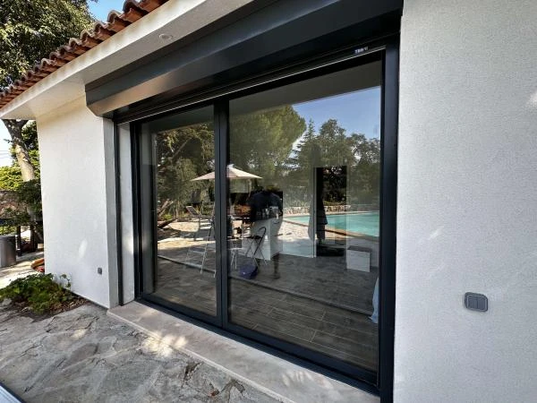 Fenêtre sur mesure à Marseille